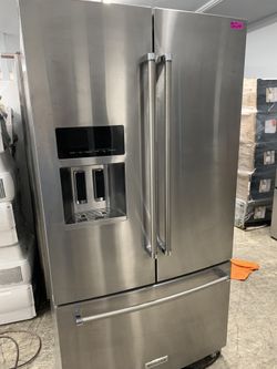 Kitchen aid French door in stainless steel