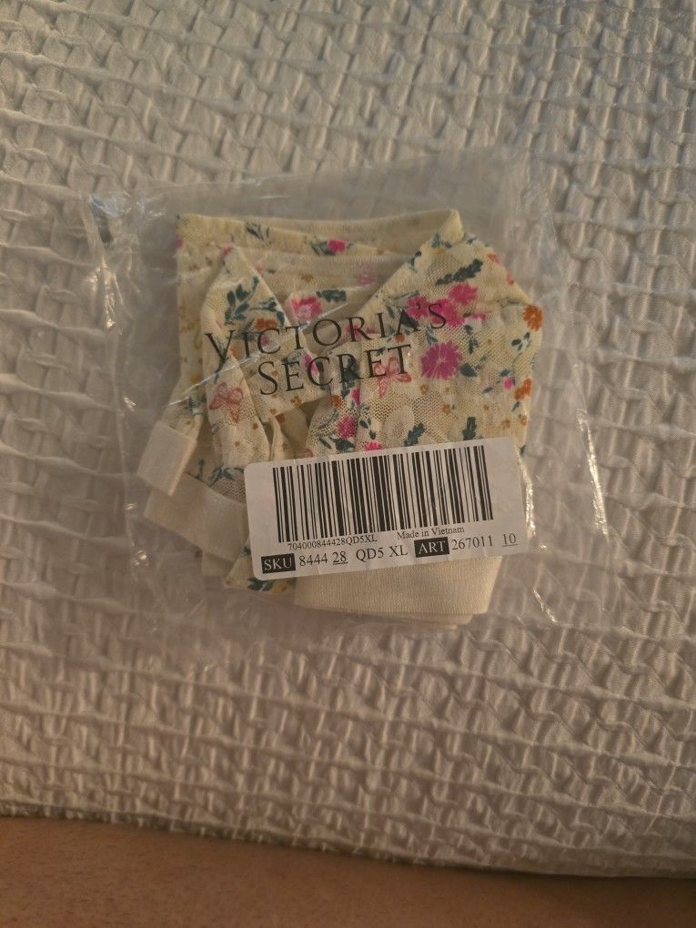 Victoria Secret Underwear XL