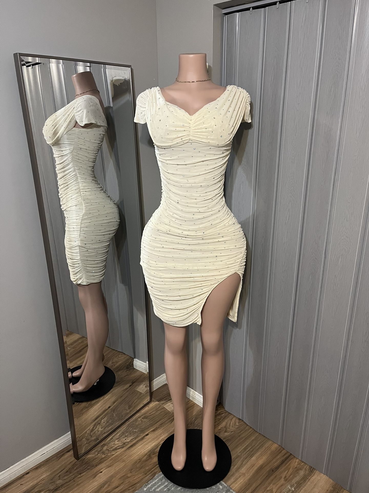 Boutique Dress Size M Fashion Nova