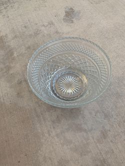 Glass decorative bowls