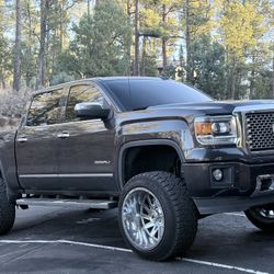2015 GMC DENALI 