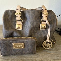 MK purse 
