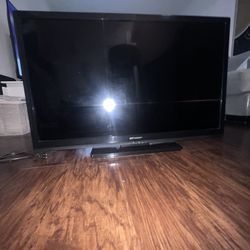 Emerson 39” LED TV AND CHROMECAST Adapter