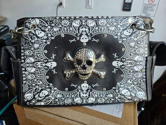 Medium Black Skull Purse