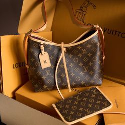 Louis Vuitton Women’s Bag