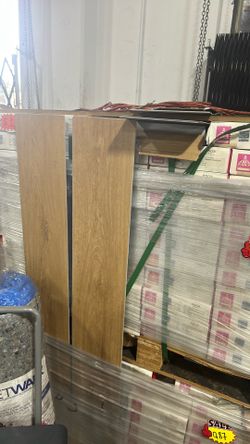Waterproof Vynil flooring with padding