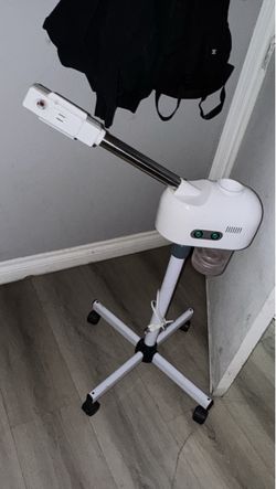 Facial steamer