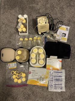 Medela Pump in Style Advanced Double Breast Pump and Accessories Bottles Cooler