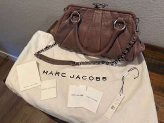Authentic Marc Jacobs lavender leather coin purse style bag