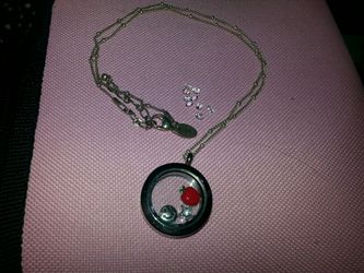 Origami owl necklace