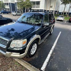 Ford Explorer Eddie Bauer 2010