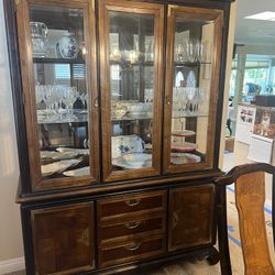 Vintage Heritage Ming Collection Dining Set