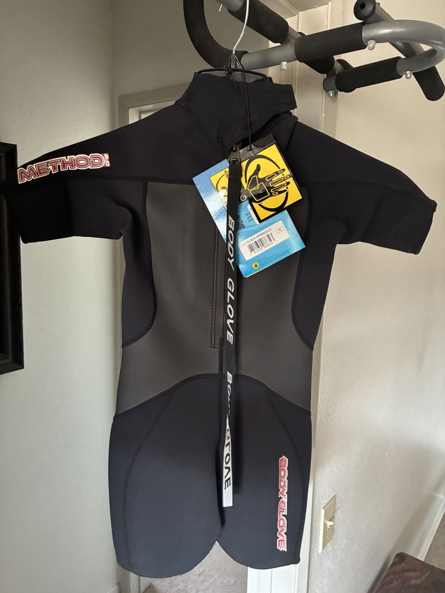 WETSUIT by BODY GLOVE - Kids Sz. 8