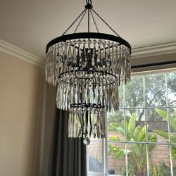 Chandelier 
