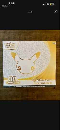 Pokémon 30TH ETB NEW SEALED