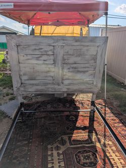 FULL SIZE HAND MADE BED NON SMOKING HOME