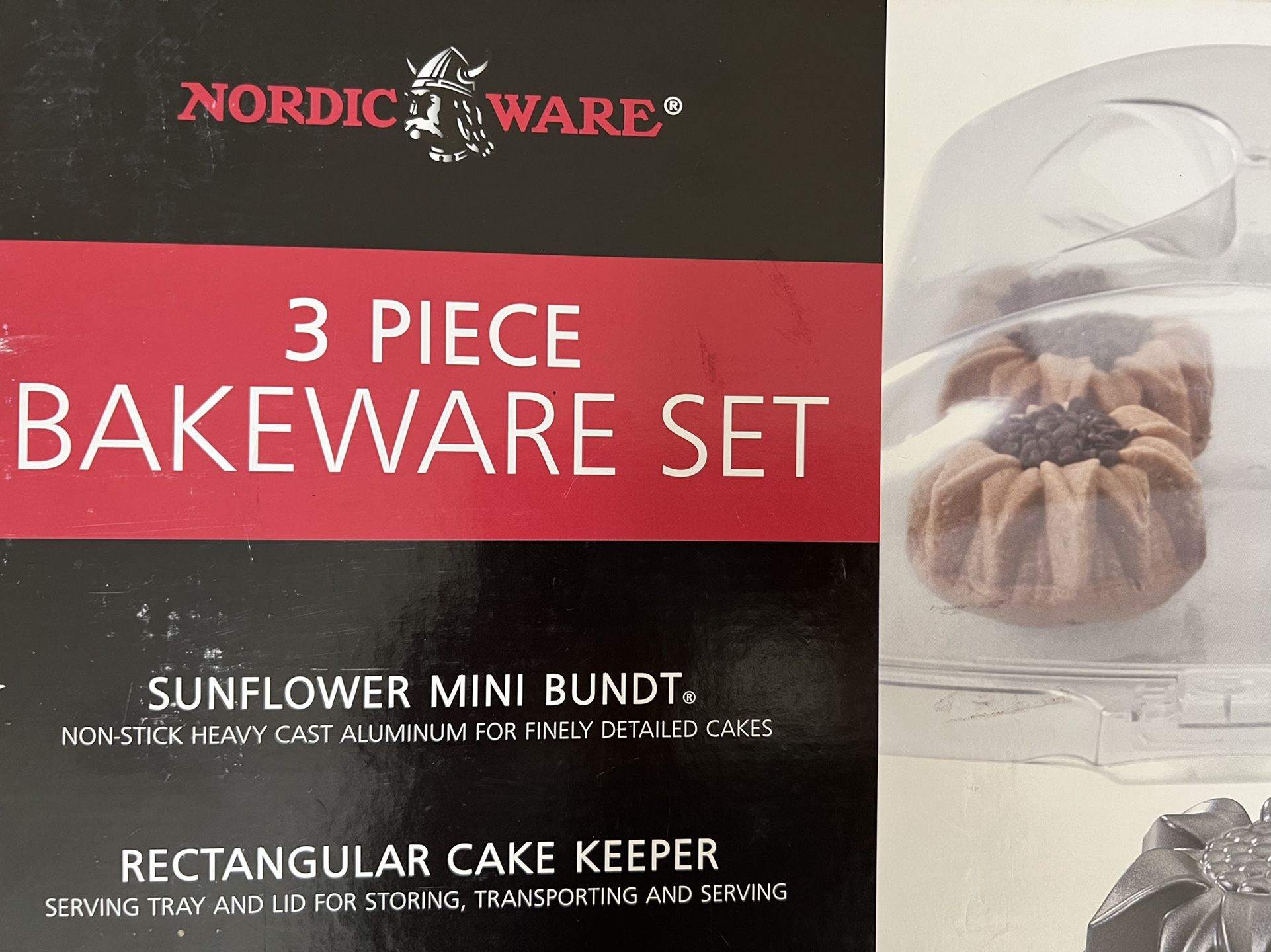 Nordic ware sunflower Mini Bundt Cake 3 Piece Set New