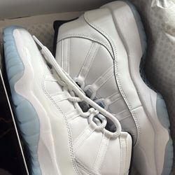 Jordan 11s 