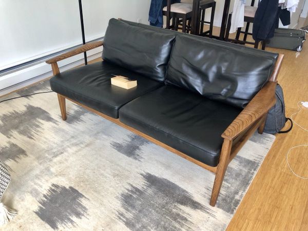 West Elm Sofa For In San Francisco Ca Offerup