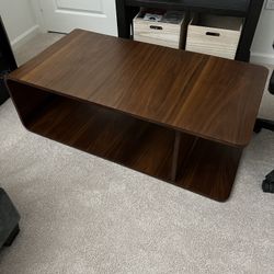 LIVING SPACES COFFEE TABLE