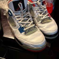Air Jordan 4 