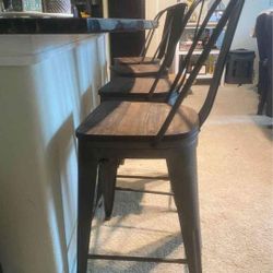 4 Metal Stools 