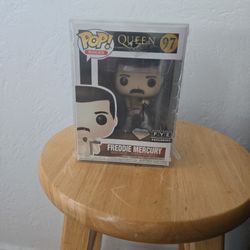 FREDDIE MERCURY FUNKO