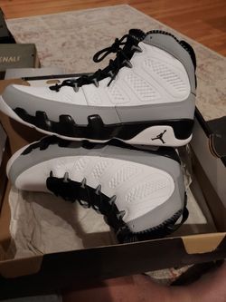 Air Jordan Retro 9