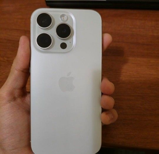 Iphone 15 Pro 1000GB, White Titanium