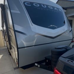 2025 RV TRAVEL TRAILER, 22 MLSWE. Keystone Cougar.
