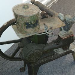 Vintage Electric Pump (As Is)