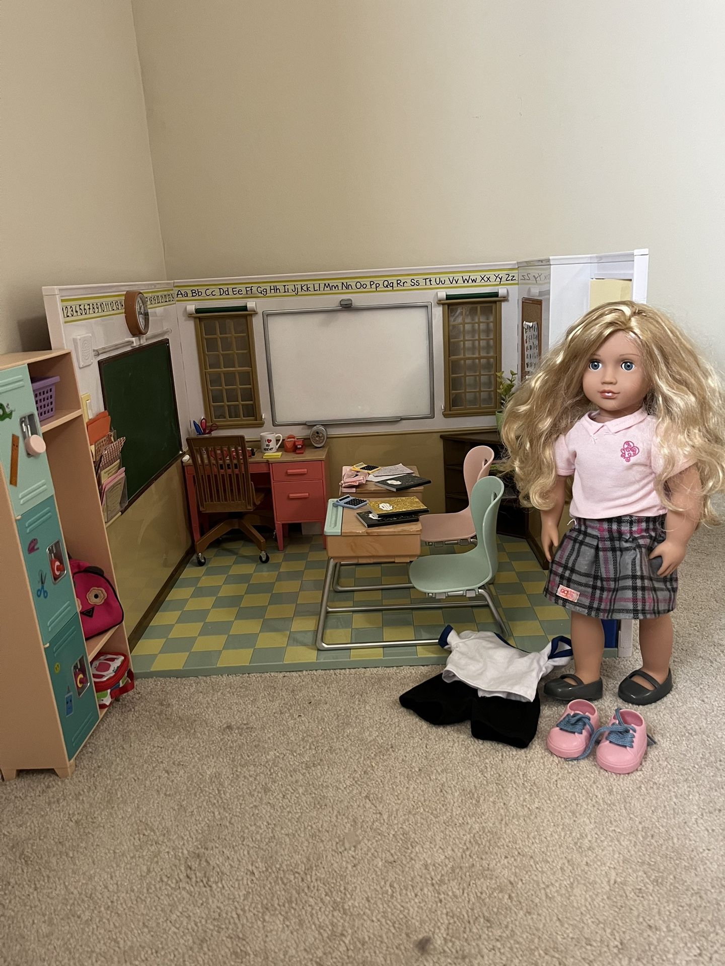 Our Generation Schoolhouse w/lockers, school supply accessory set and 18 inch doll