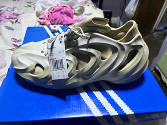Adidas adiFOM Q Sneakers Size 8.5 US