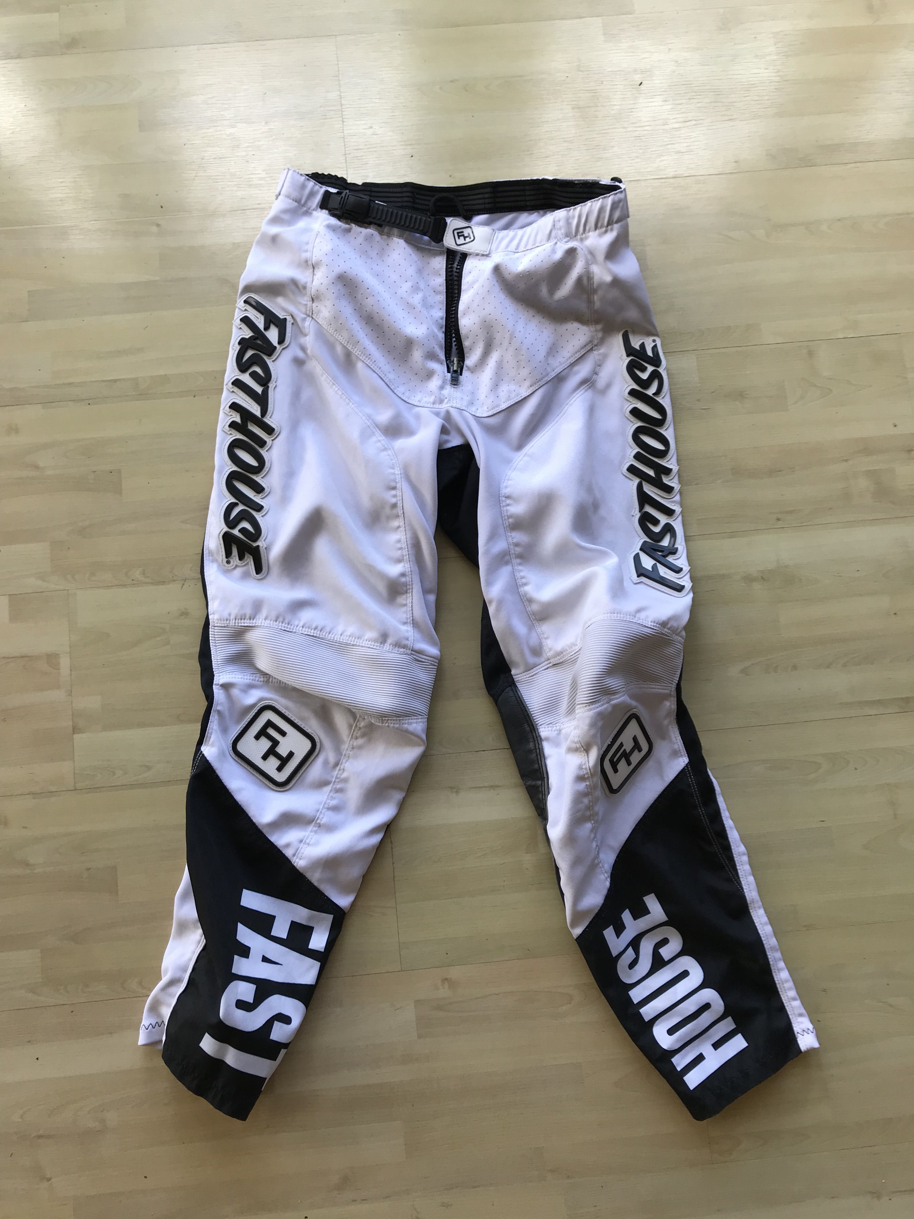 Fasthouse Grindhouse Moto Pants size 30 - 32 Motocross Dirt Bike