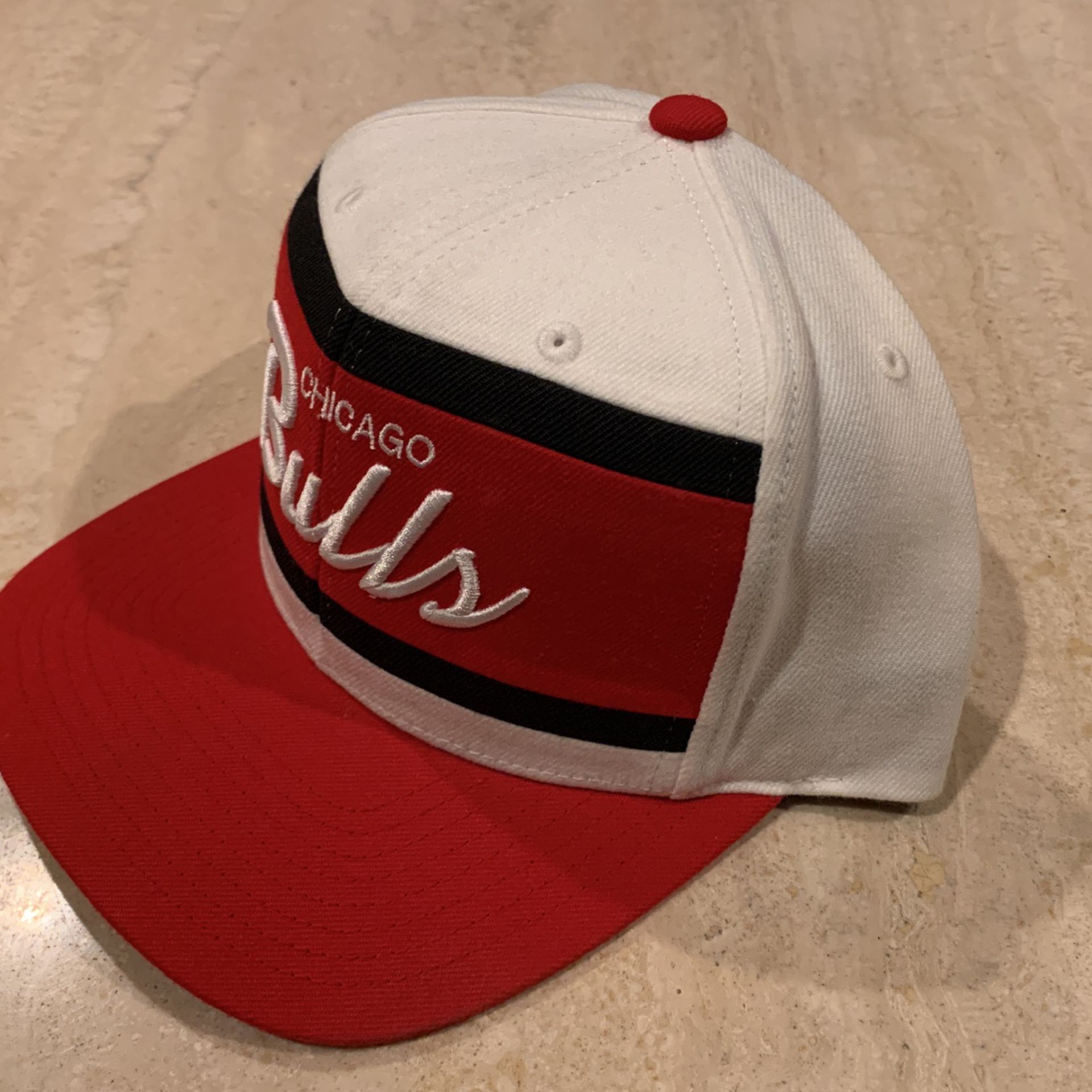 Mitchell & Ness Chicago Bulls Adjustable SnapBack Hat Never Worn