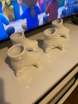 White Retro Rollerskate Planter Vase 4 piece