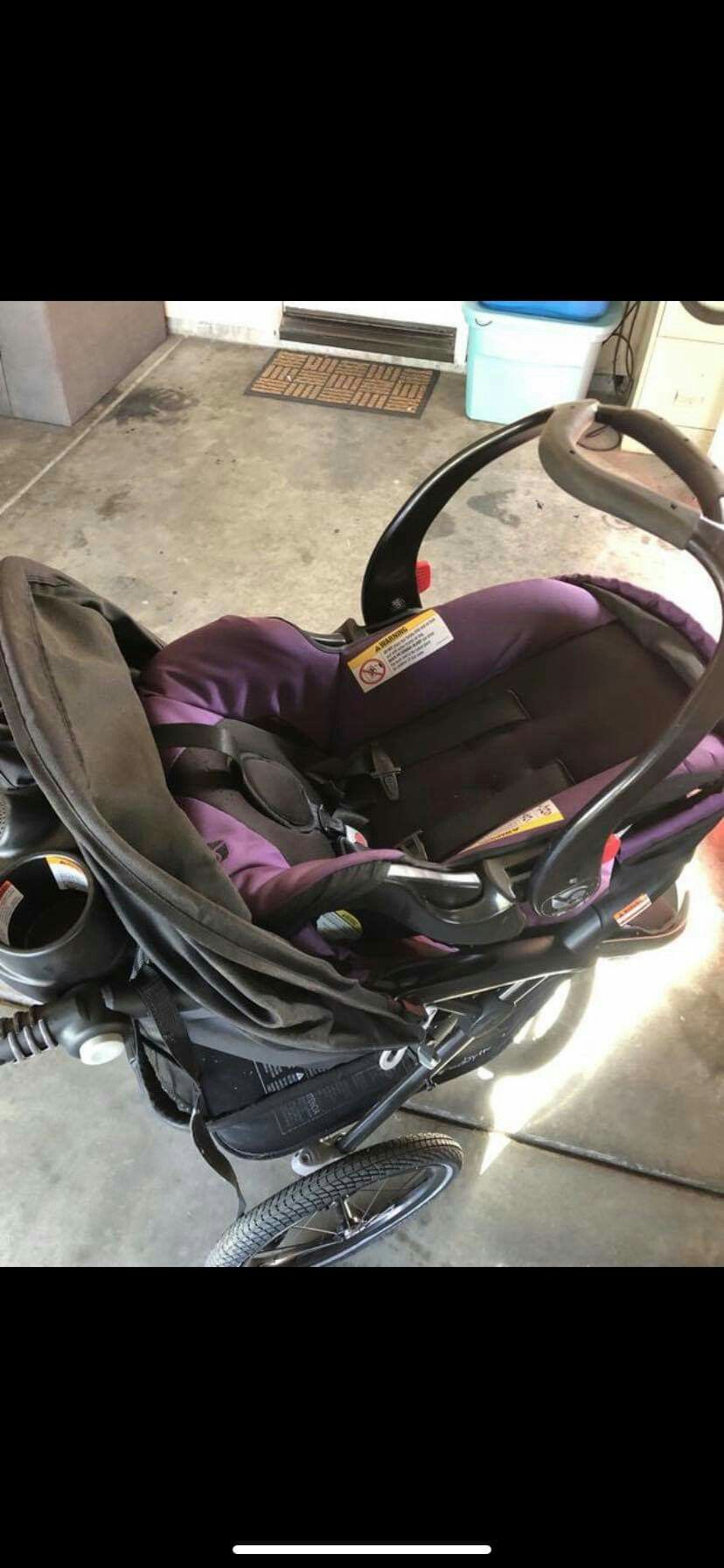 Baby trend stroller and car seat