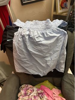Women’s size L top