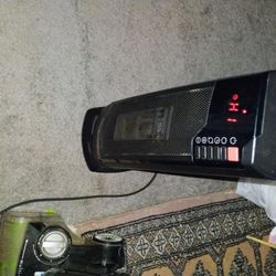 Electric Heater  21"  1500 Watt Pickup Only Cash 