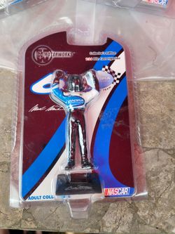NASCAR Motorworks 1:24 Die Cast Figurine Collector's Edition