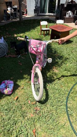 Girls bike