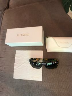 Valentino sun glasses