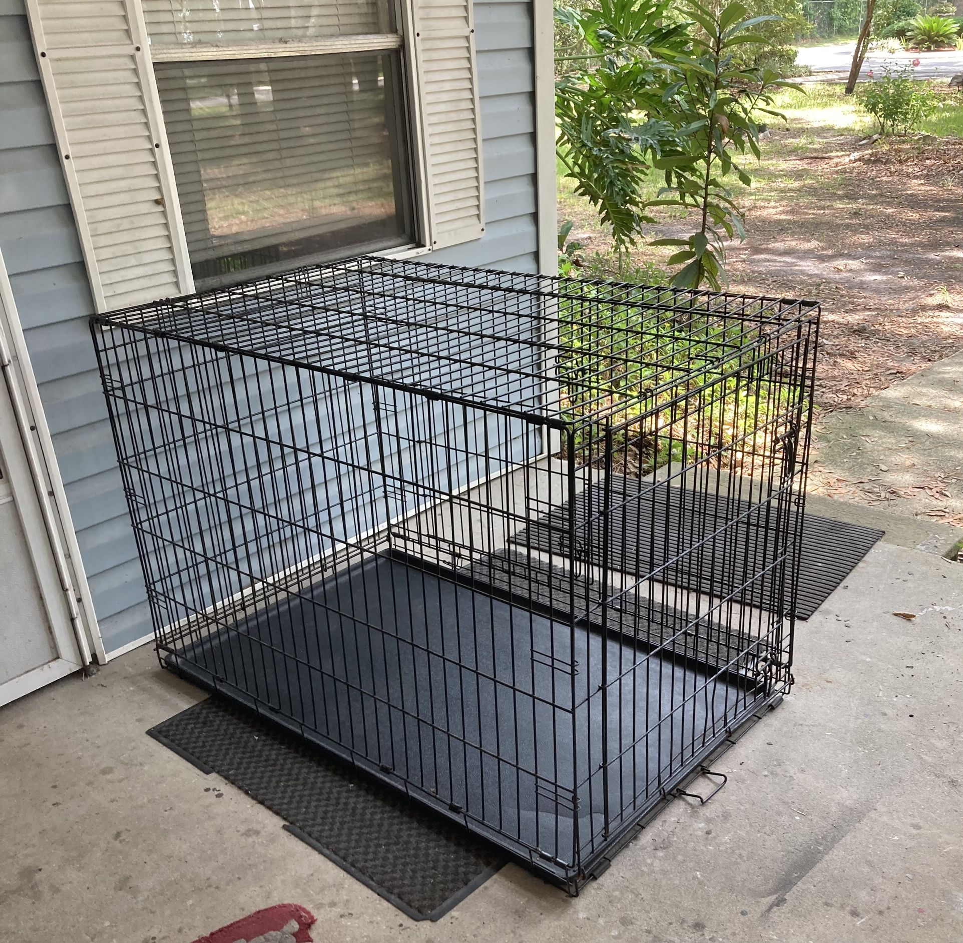 X-Large Dog Kennel. We Have 2. First Come Gets Choice