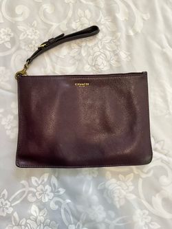 Coach wristlet wallet