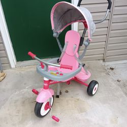 R A D I O / F L Y E R TR Tricycle