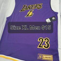 New Los Angeles Lakers Labron James Jersey Size XL Men