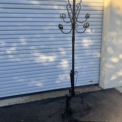 Iron Coat  Stand 
