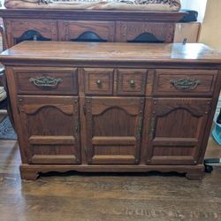 Western style China cabinet solid wood