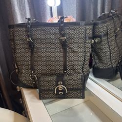 Matching Vintage Coach Bag & Wallet 