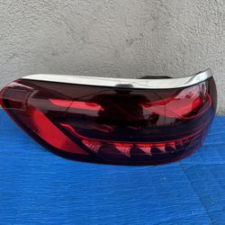 2024 2025 Mercedes Benz GLS Class Left Led Taillight Used Oem